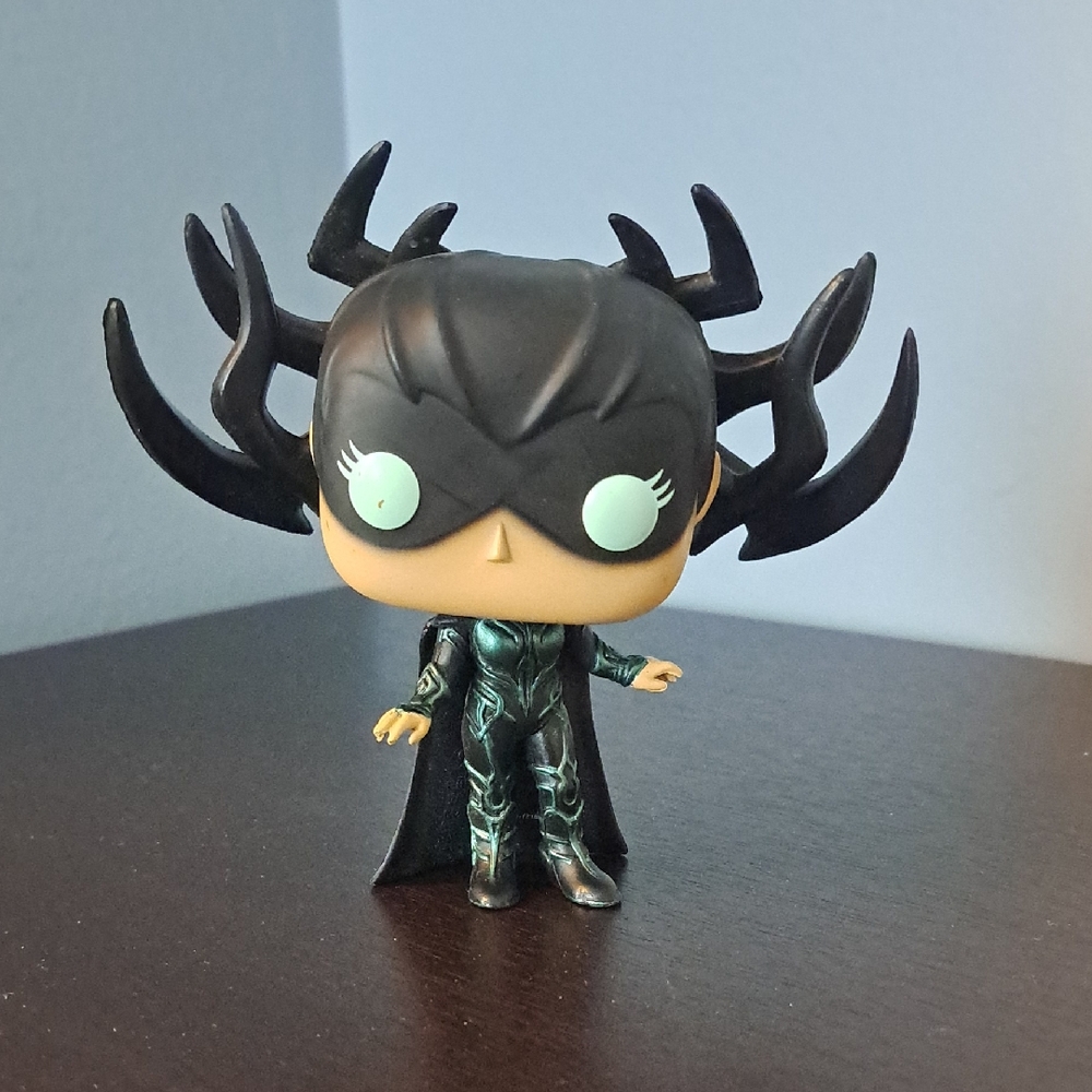 Hela Funko Pop! Vinyl Figure - Black & Teal